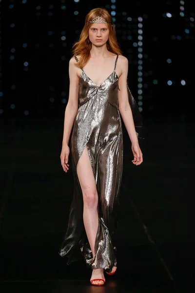 Look 1